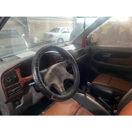 Isuzu hilander