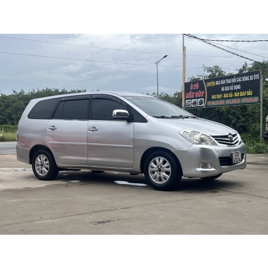 Innova 2008 G