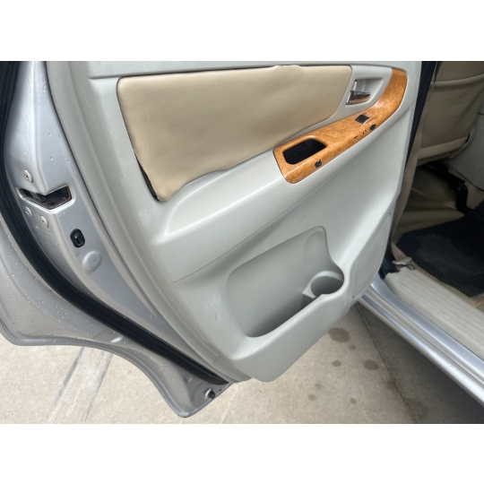 Innova 2008 G