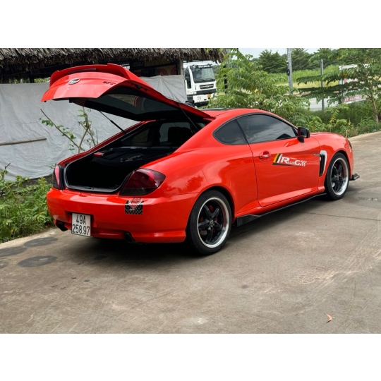Tuscani 2 cữa 